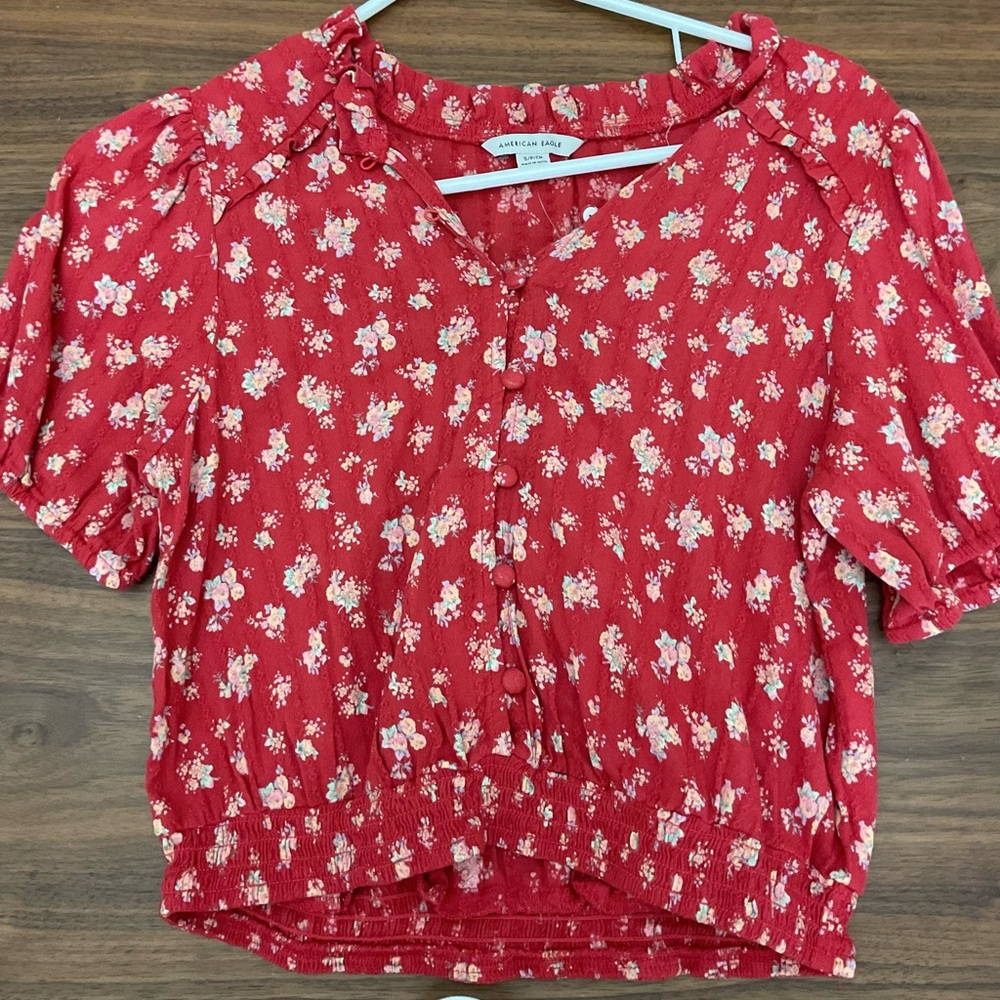 American Eagle Outfitters Red and White Puff Sleeve Blouse
